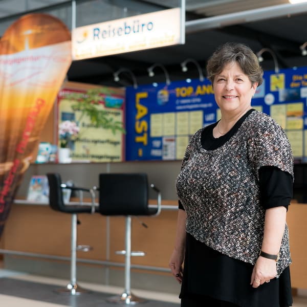 Vor Ort persönlich erreichbar am FlughafenRostock
