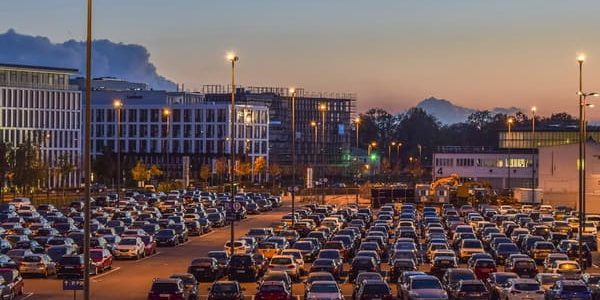 Parken am Flughafen Vergleich